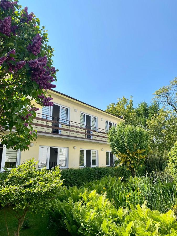 Ogrodowe Zacisze Apartment Jastrzębia Góra Екстериор снимка