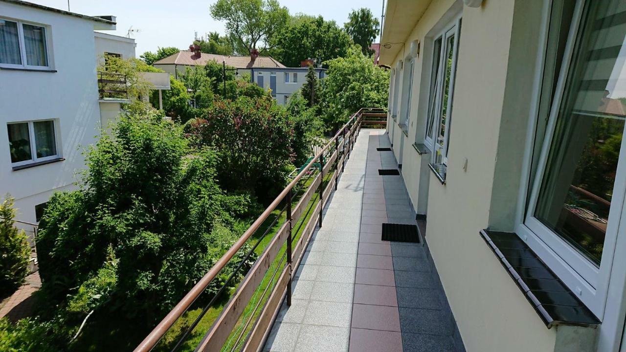 Ogrodowe Zacisze Apartment Jastrzębia Góra Екстериор снимка